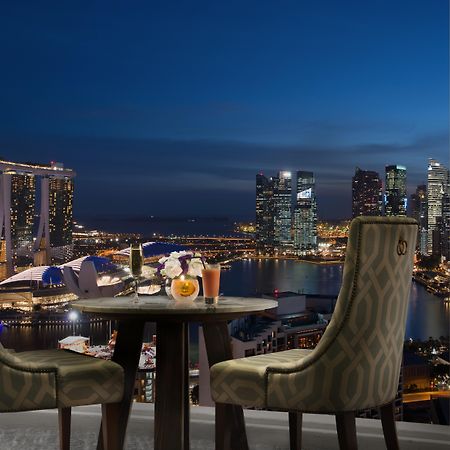 Pan Pacific Orchard Hotel Singapore Exterior photo View from the bar