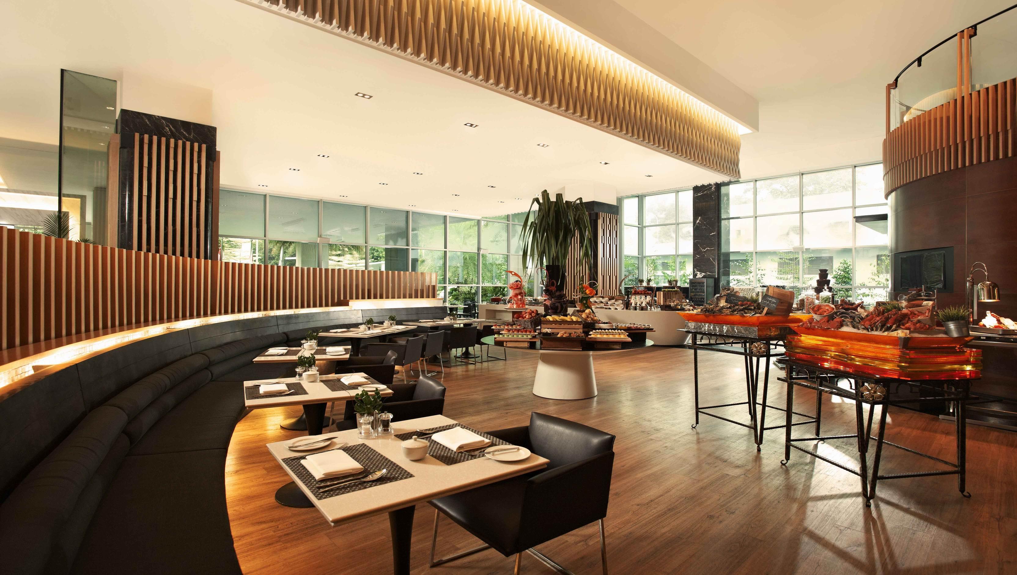 Pan Pacific Orchard Hotel Singapore Exterior photo The restaurant