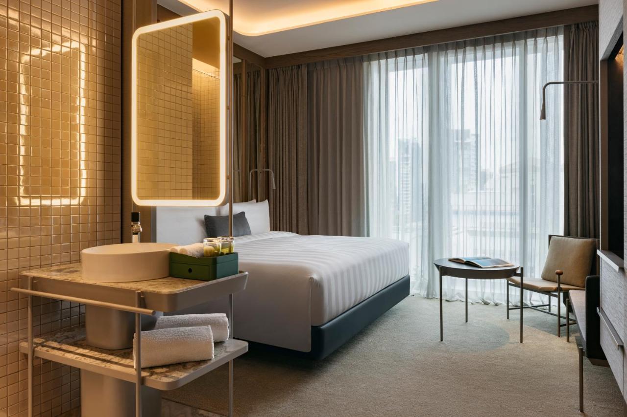 Pan Pacific Orchard Hotel Singapore Exterior photo Deluxe Room