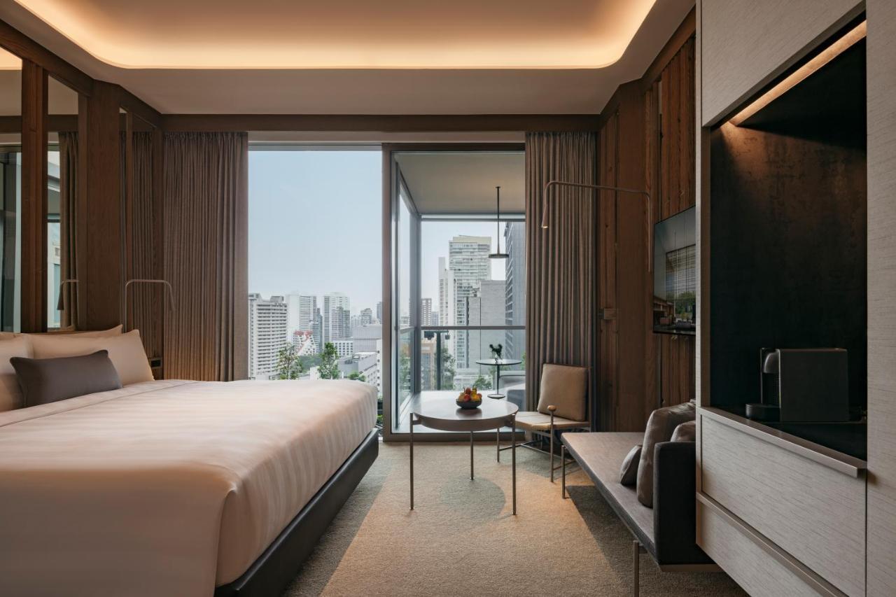 Pan Pacific Orchard Hotel Singapore Exterior photo Deluxe Room