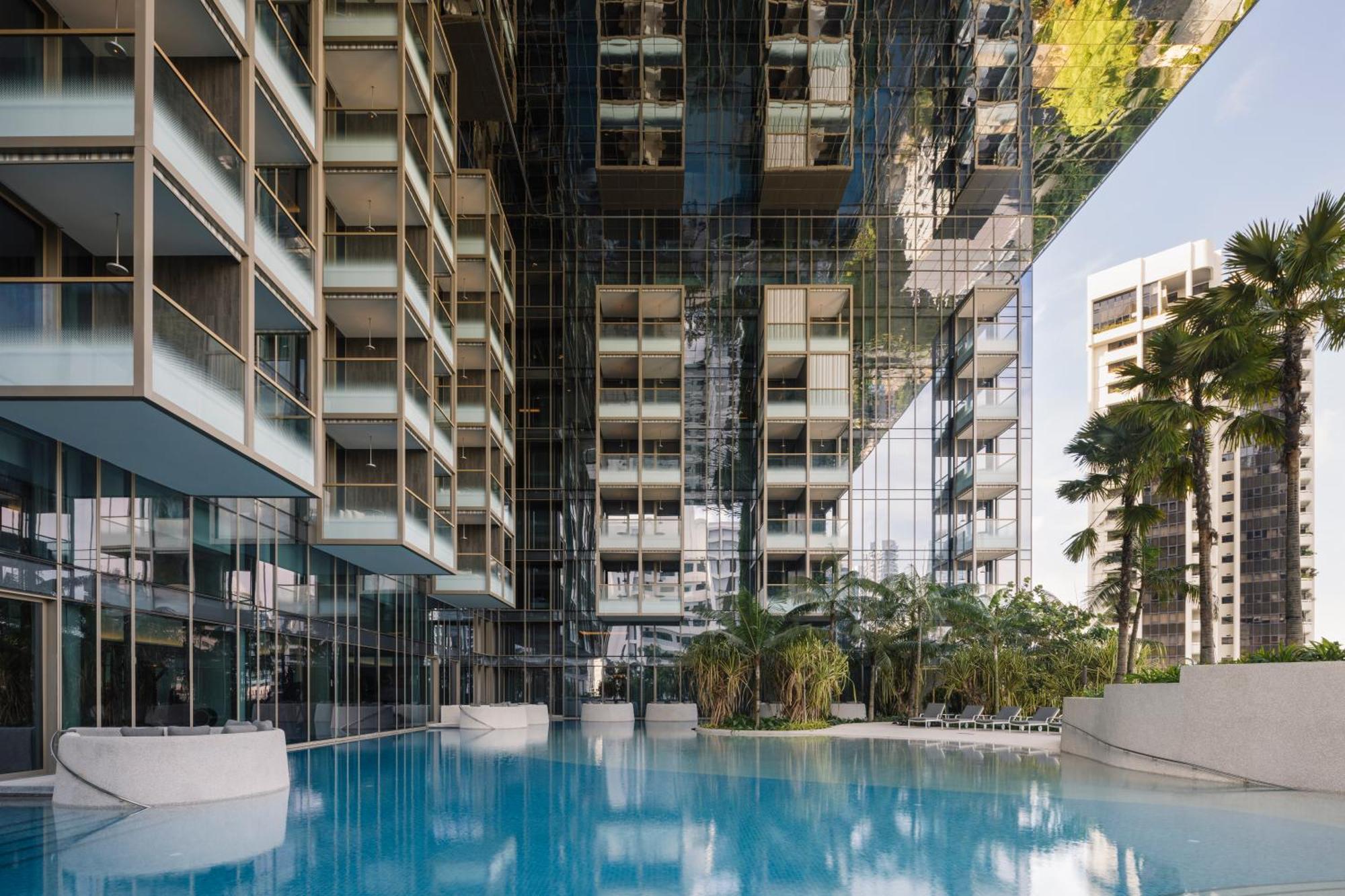 Pan Pacific Orchard Hotel Singapore Exterior photo The Sky
