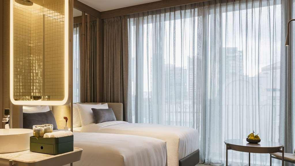 Pan Pacific Orchard Hotel Singapore Room photo Deluxe Room