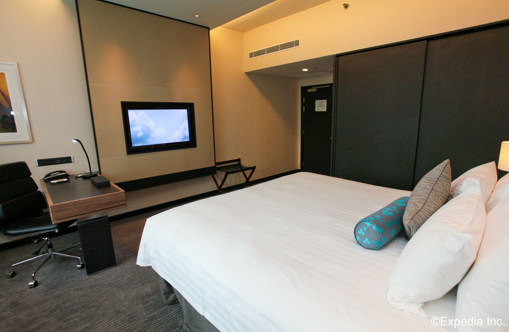 Pan Pacific Orchard Hotel Singapore Exterior photo Deluxe room